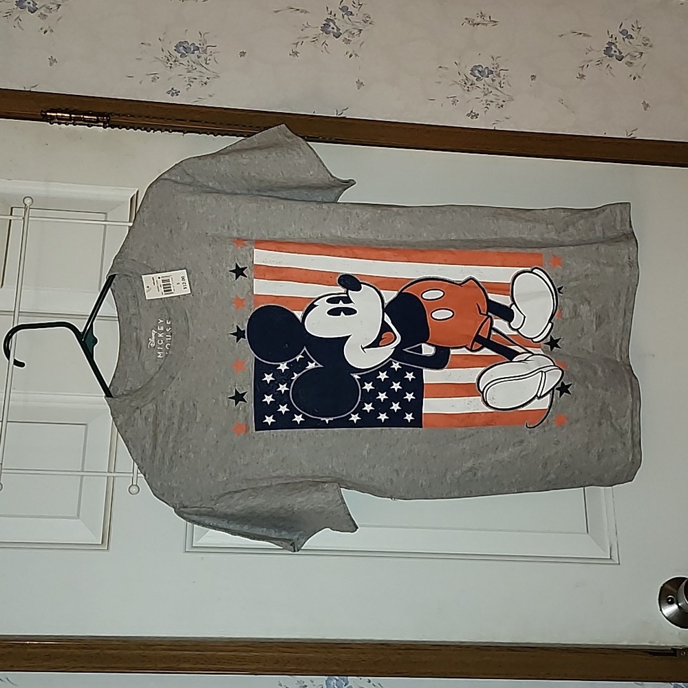 Mickey shirt Mens NWT - Picture 1 of 6
